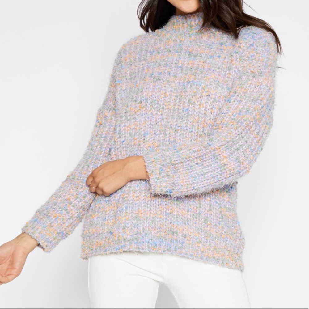 LAST 1! Bloomingdale’s NWT 🎈Tweed sweater - Picture 2 of 7